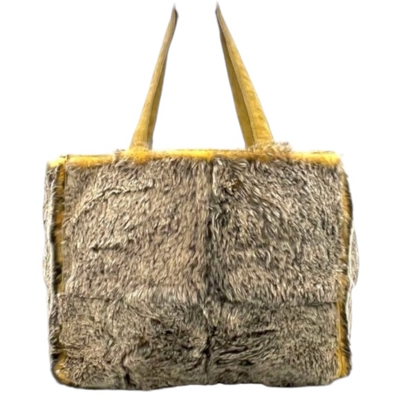 Chanel Lapin Rabbit Fur Tote Bag & Pouch - Picture 2 of 8